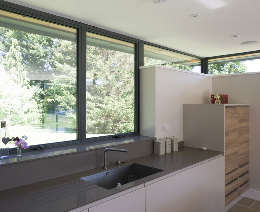 alitherm 300 aluminium window